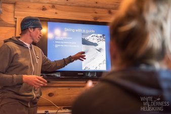 Ski Kanada White Wilderness Heliskiing Safety Sicherheit c White Wilderness