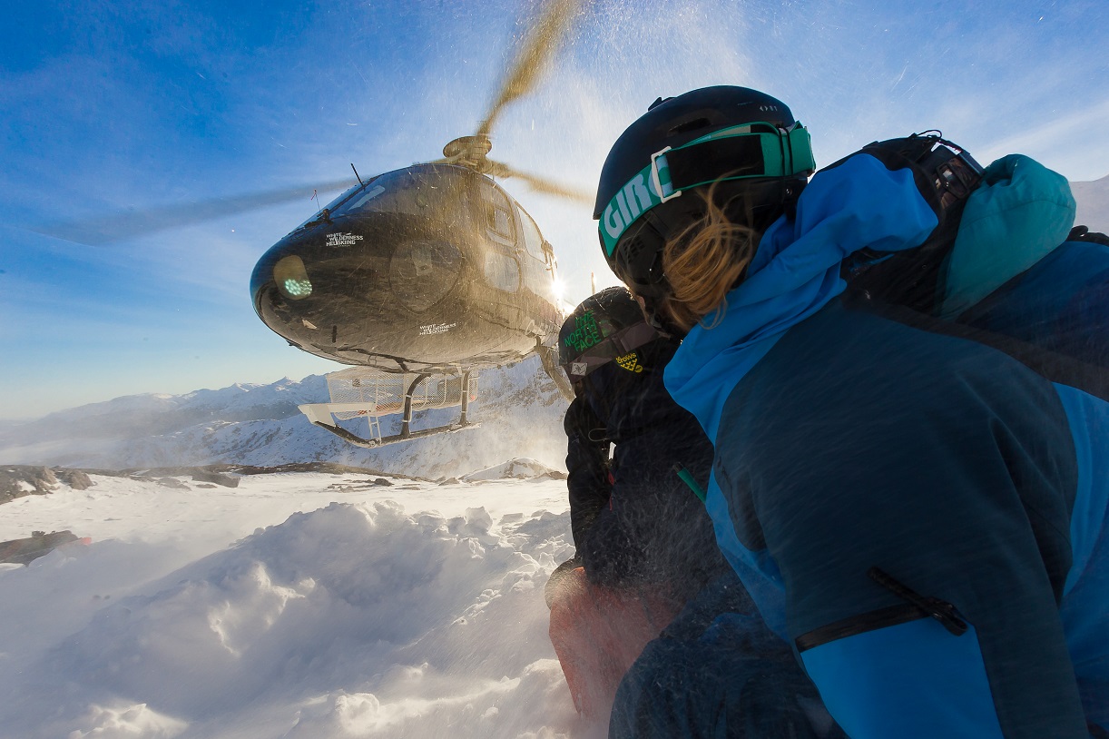 © White Wilderness Heliskiing